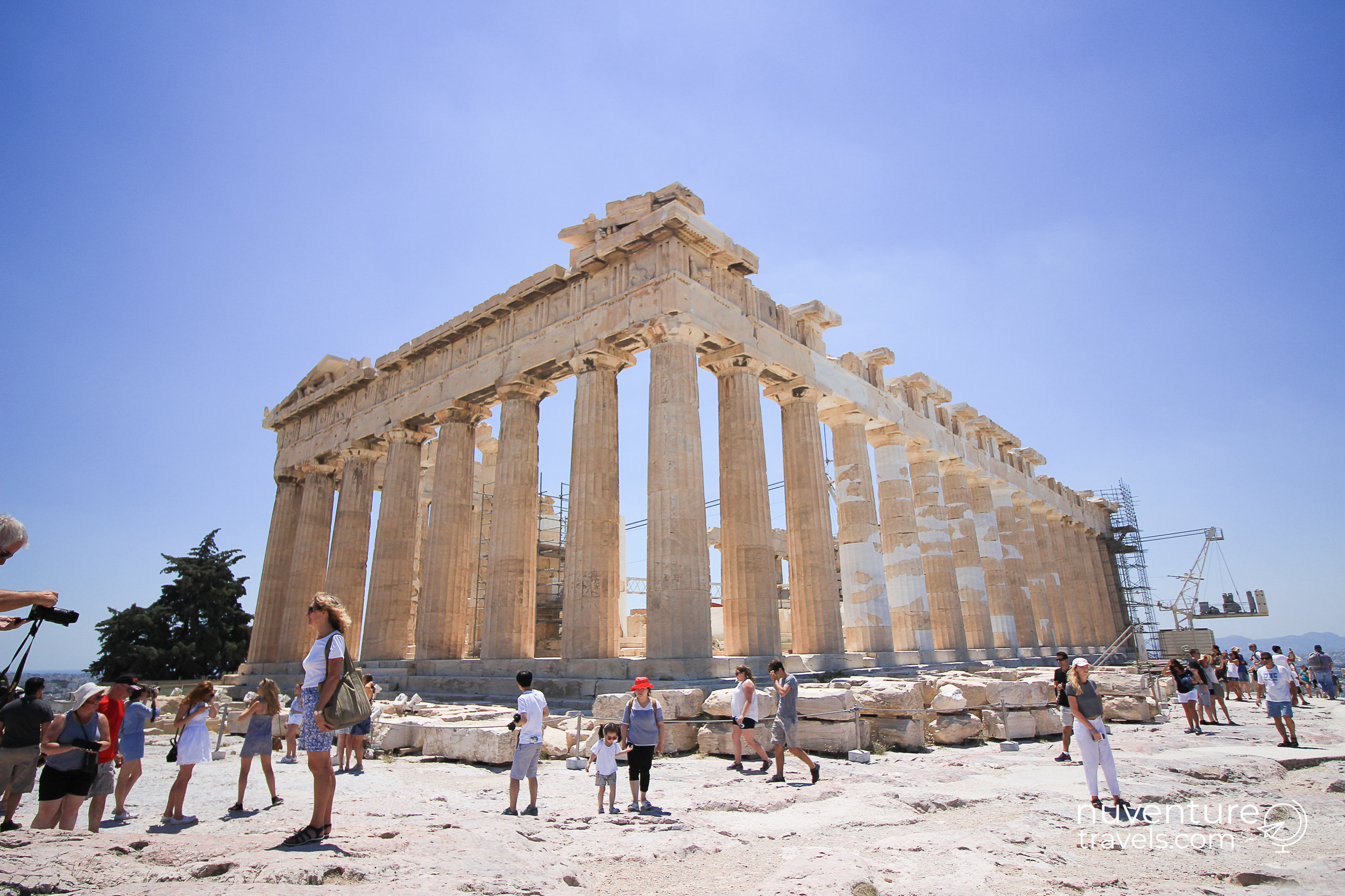 To the south of the entrance is the tiny temple of athena nike. 10 Fun Facts About The Acropolis Parthenon In Athens Greece Nuventure Travels