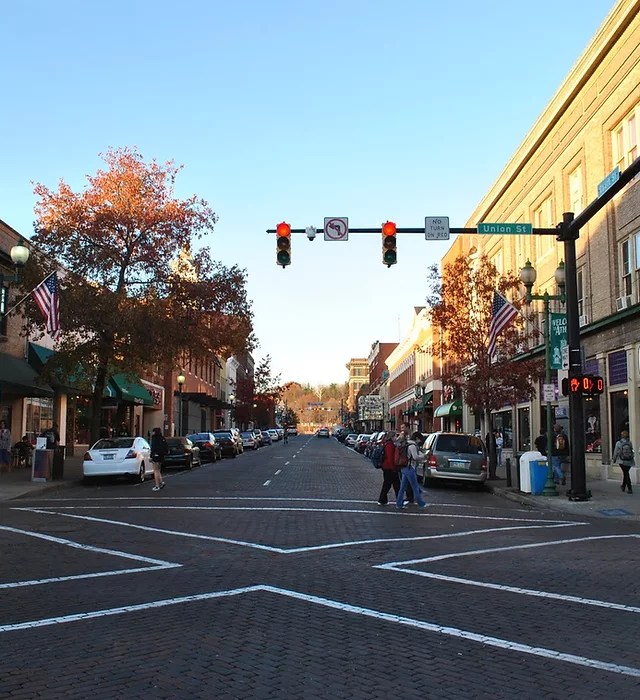 Discover the best of athens so you can plan your trip right. Training Athensohiomarathon