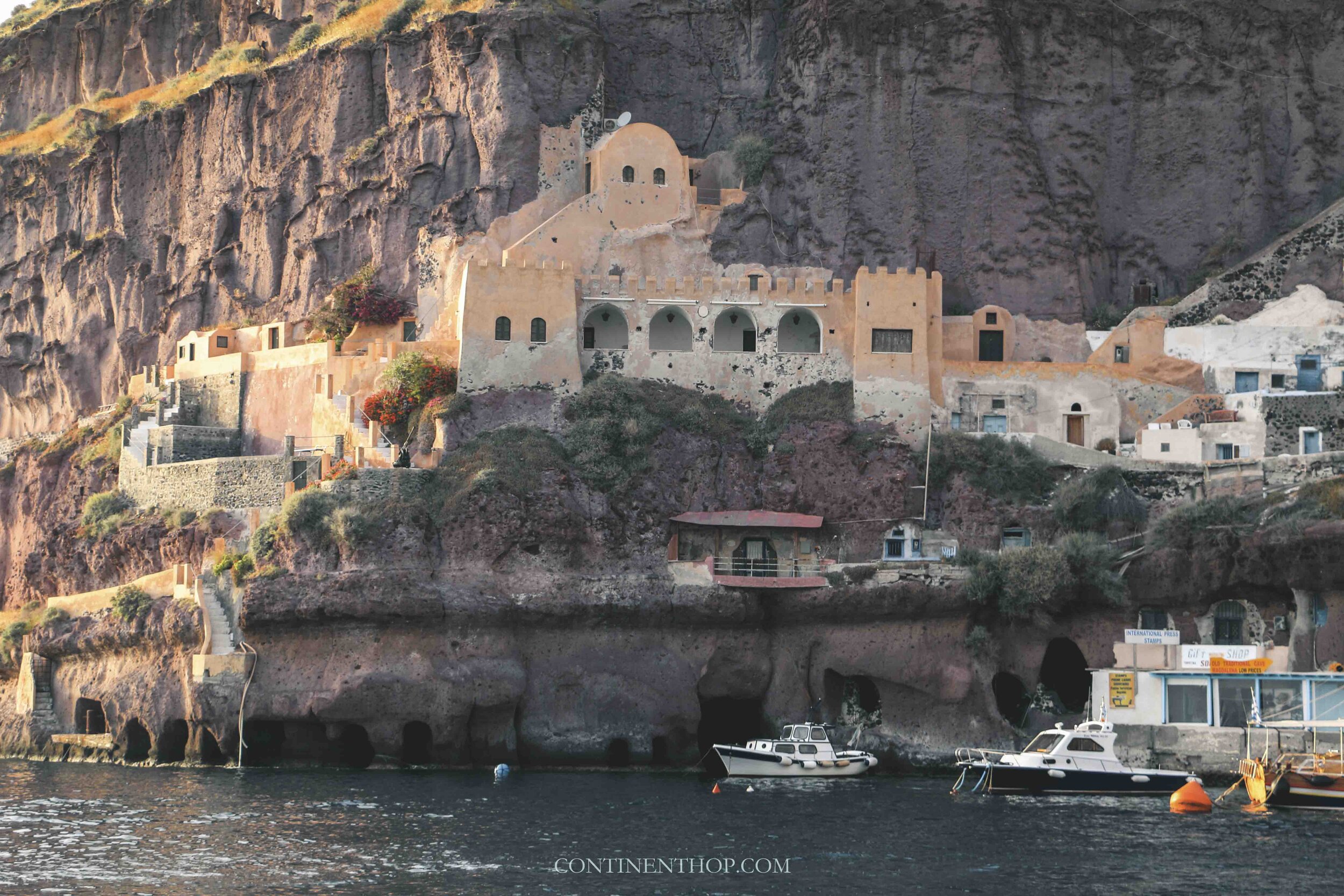 May 17, 2020 · the only way in which you can travel from athens to santorini in a day is to fly. A 2 Days In Santorini Itinerary For The Best Time Continent Hop