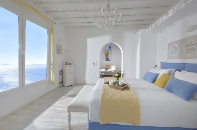 Best Bed In Athens Mykonos&nbsp;8