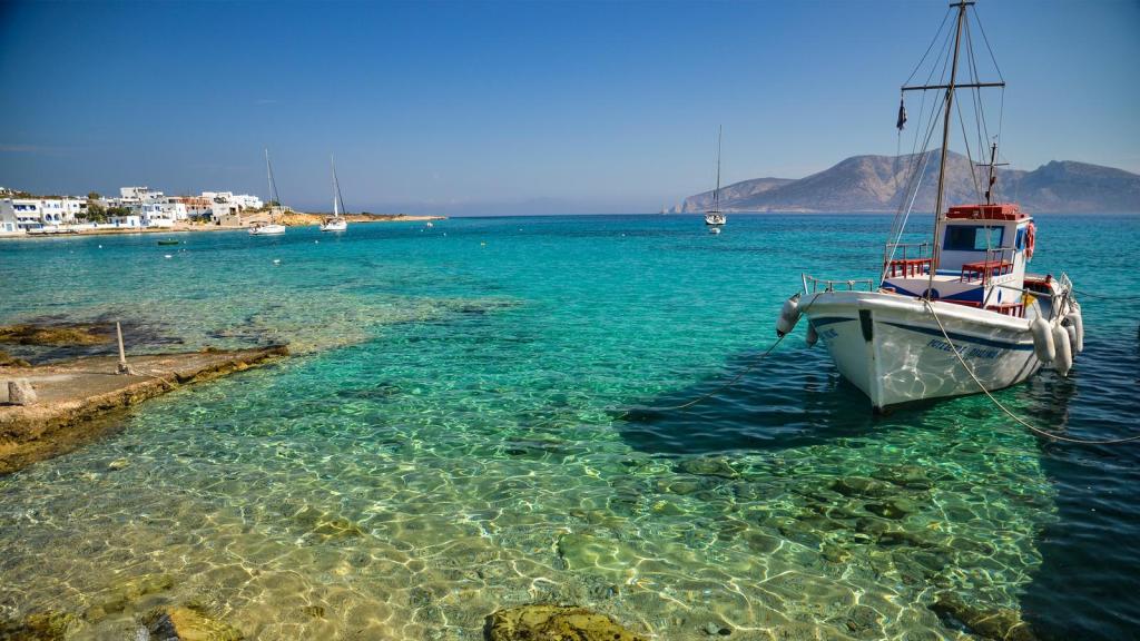 Exploring Athens To Mykonos Catamaran Packages